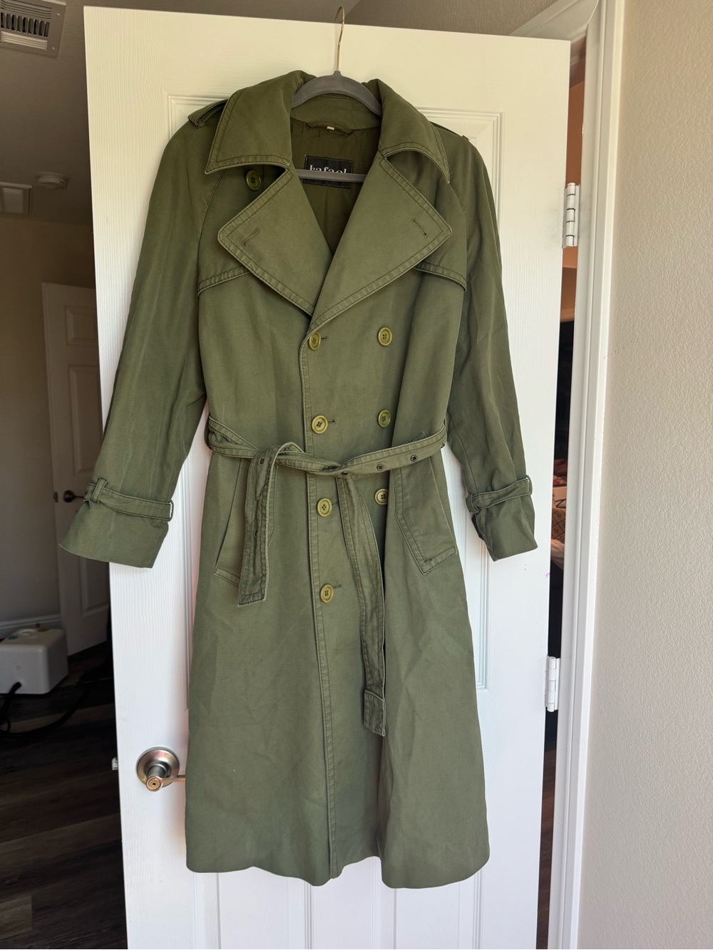 Vintage Olive Green Trench Coat - Classic Double-Breasted Trench